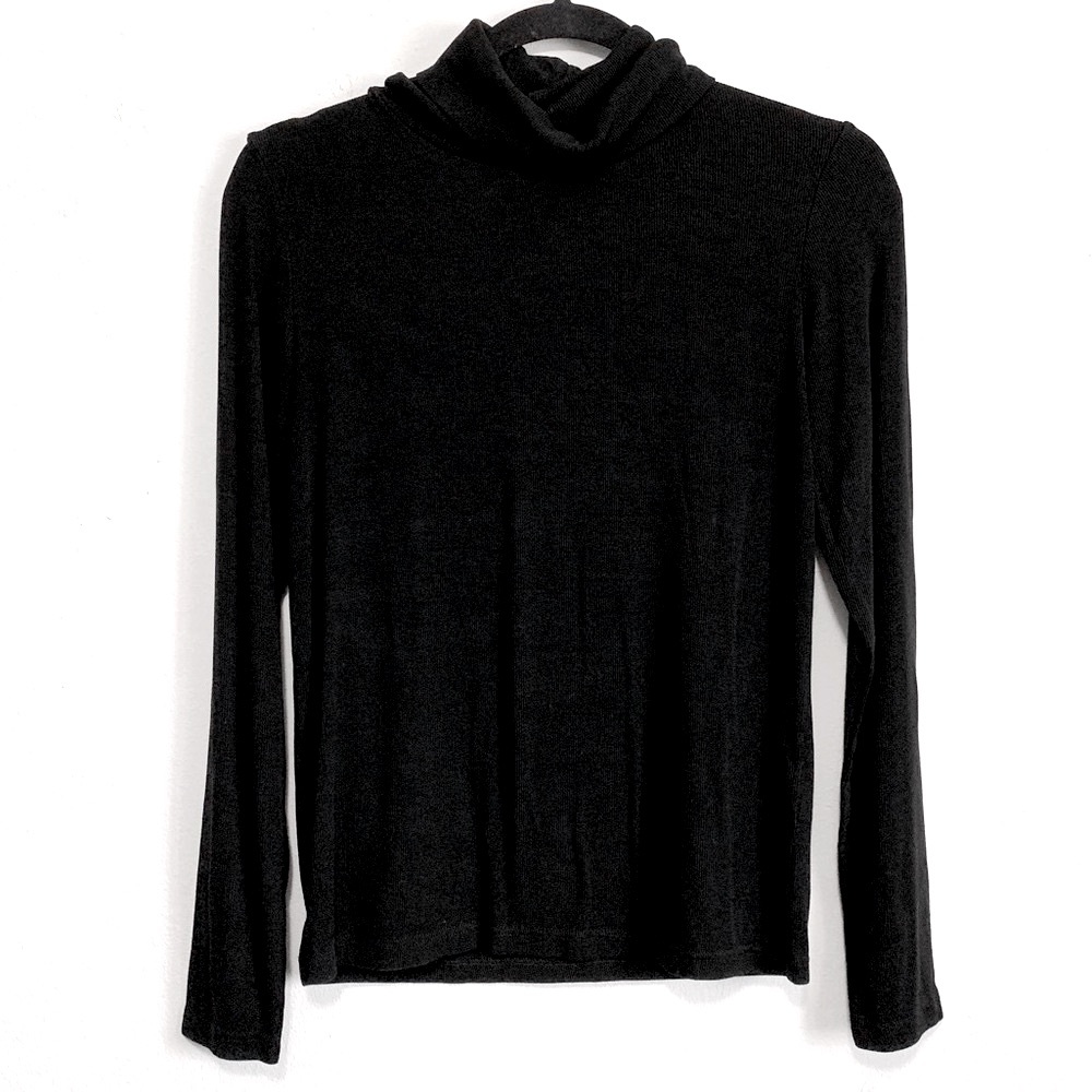 Lili Sidonio Ribbed Knit Turtleneck Long Sleeves Top